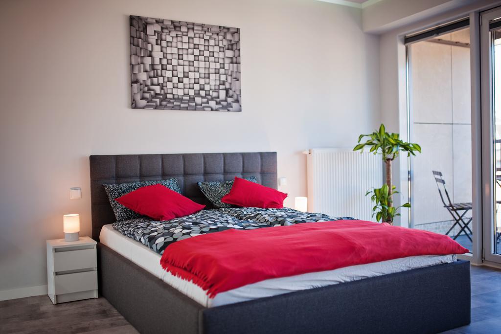 Good Time Apartments - Boznicza 1 I Male Garbary 8 พอซนาน ภายนอก รูปภาพ